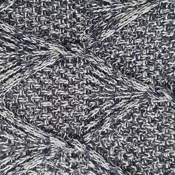 Eight Eight Eight Blue and Gray Marbled Turtleneck Sweater- Size S - Picture 4 of 7